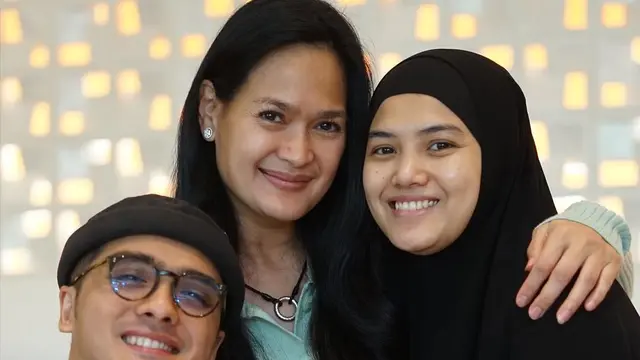 Potret Donna Harun dengan Herfiza. (instagram/donnaharunofficial)