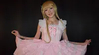 Idap Penyakit Langka, Wanita Ini Menjelma Jadi 'Barbie'