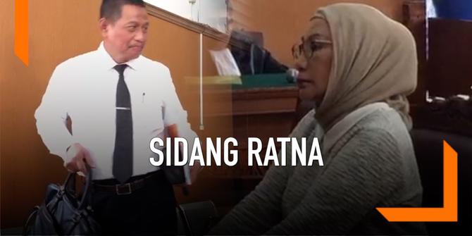 VIDEO: Saksi Sidang Ratna, 'Bohong ke Diri Sendiri Tak Masuk UU ITE'