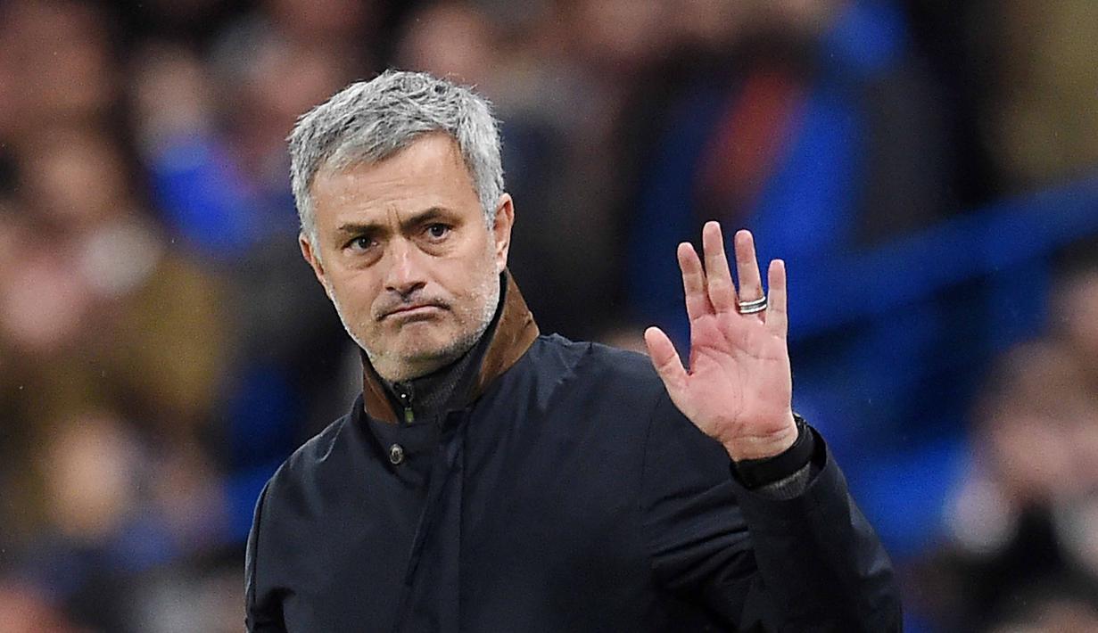 Jose Mourinho, pelatih asal Portugal ini yang termasuk pelatih yang dua kali menangani klub yang sama, yaitu Chlesea pada tahun 2004-2007 dan 2013-2015. (EPA/Andy Rain)