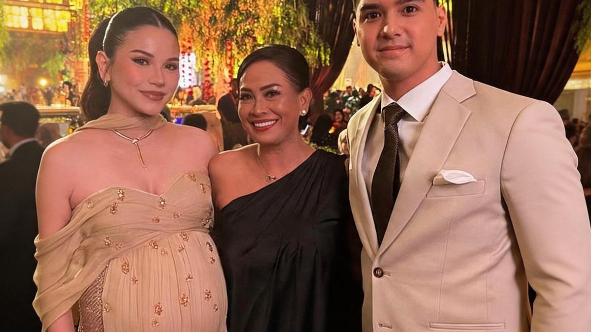 Detail Gaun dan Kebaya Bumil Alyssa Daguise di Pernikahan El Syifa, Maternity Fashion yang Elegan