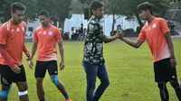 Momen Mengharukan saat Dua Pemain Arema Berpamitan