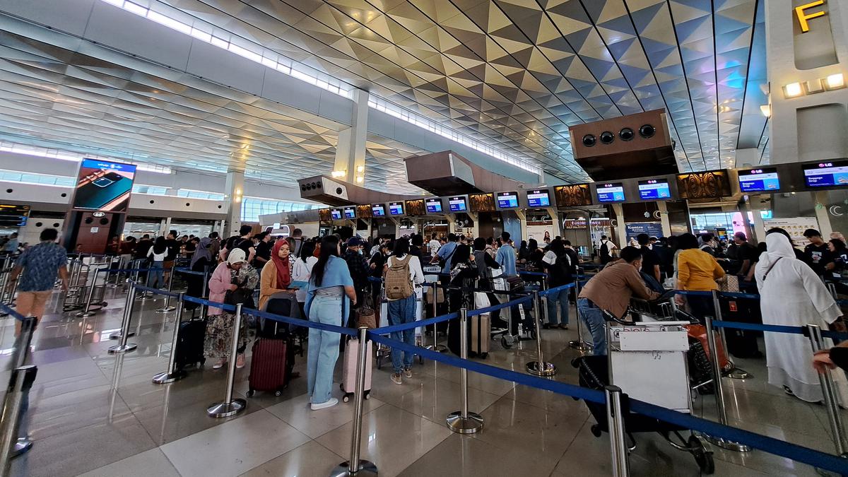 Arus Balik Mulai Menurun, Pergerakan Penumpang di Bandara Soetta 151 Ribu Orang Berita Viral Hari Ini Sabtu 18 Mei 2024