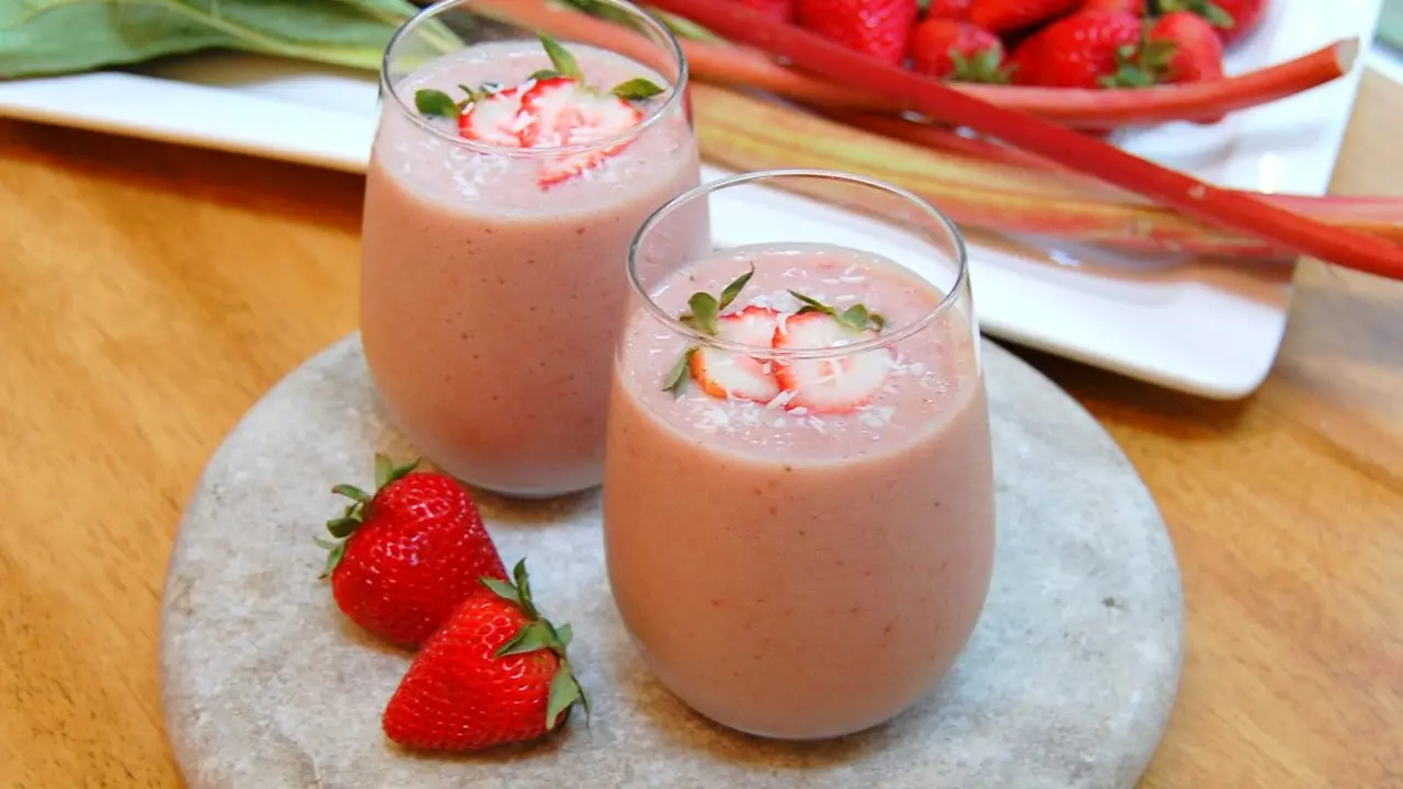 Resep Enak: Pisang Stroberi Smoothie