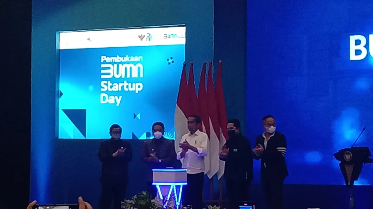 Presiden Joko Widodo mendesak perusahaan rintisan (startup) untuk mau masuk ke sektor industri pangan