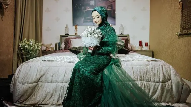 7 Momen Reza Zakarya dan Valda yang Jalani Henna Night