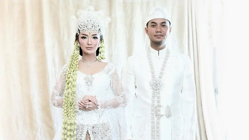 Potret akad nikah Zaskia Gotik dan Sirajuddin Mahmud