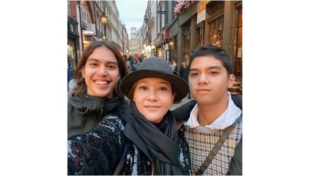 Momen Manis Al Ghazali Kuliah di London Diantar Maia Estianty (sumber: instagram/maiaestiantyreal)