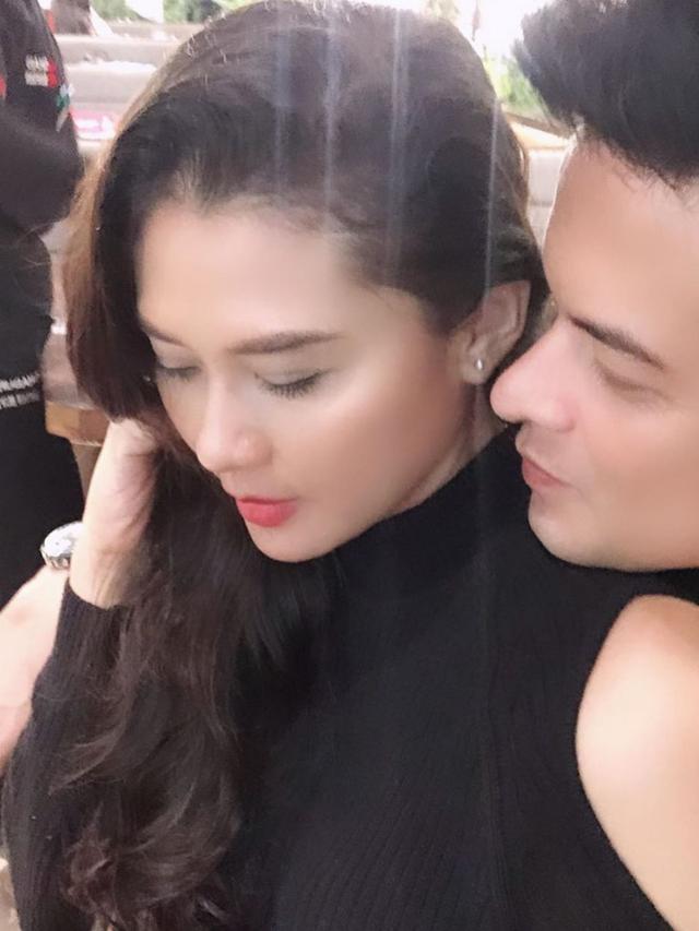 6 Potret Harmonis Choky Andriano dan Istri, Kini Diterpa Isu Perselingkuhan