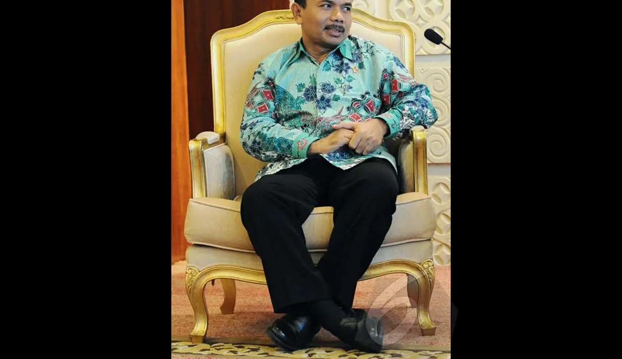Kepala Badan Perencanaan Pembangunan Nasional (Bappenas) Andrinof Chaniago saat berkunjung menemui Ketua DPD, Jakarta, Kamis (6/11/2014) (Liputan6.com/Andrian M Tunay) 
