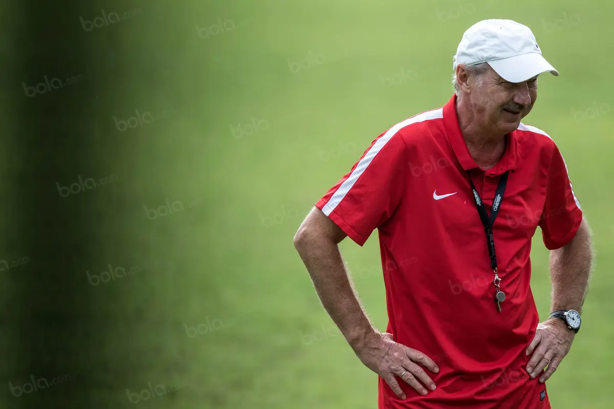 Alfred Riedl