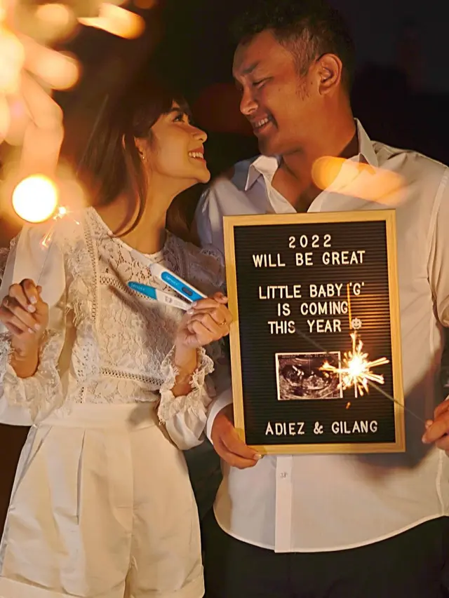 [Fimela] Gilang Dirga dan Adiezty Firza