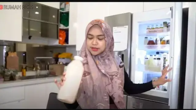 Pola Makan Ria Ricis yang Bisa Perlancar ASI dan Turunkan Berat Badan