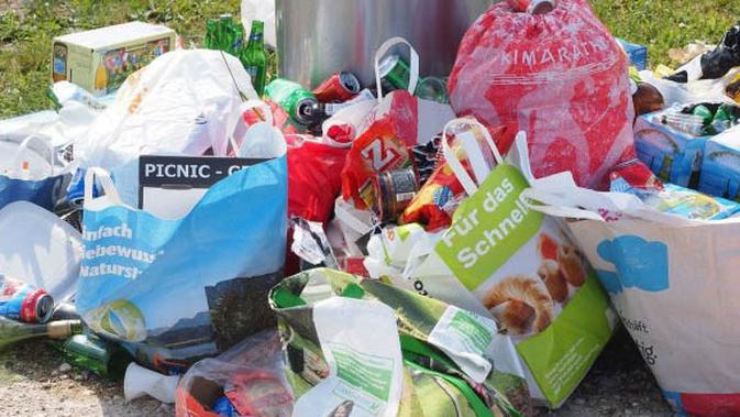 Larangan Kantong Plastik di Bogor Merambah Pasar Tradisional