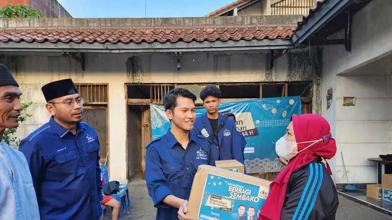 Alumni Universitas Trisakti yang tergabung dalam Ikatan Alumni (IKA) Trisakti terus melanjutkan kegiatan berbagi berkah Ramadhan bersama anak yatim, dan warga kurang mampu.