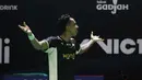 Bertanding di Istora Gelora Bung Karno, Senayan, Jakarta, Kamis (22/1/2026), Alwi Farhan sukses menghentikan perlawanan wakil China, Wang Zheng Xing. Tampak dalam foto, pebulu tangkis tunggal putra Indonesia, Alwi Farhan saat merayakan kemenangan atas wakil China, Wang Zheng Xing, pada babak 16 besar Indonesia Masters 2026 di Istora Gelora Bung Karno, Senayan, Jakarta, Kamis (22/1/2026). (Bola.com/M Iqbal Ichsan)