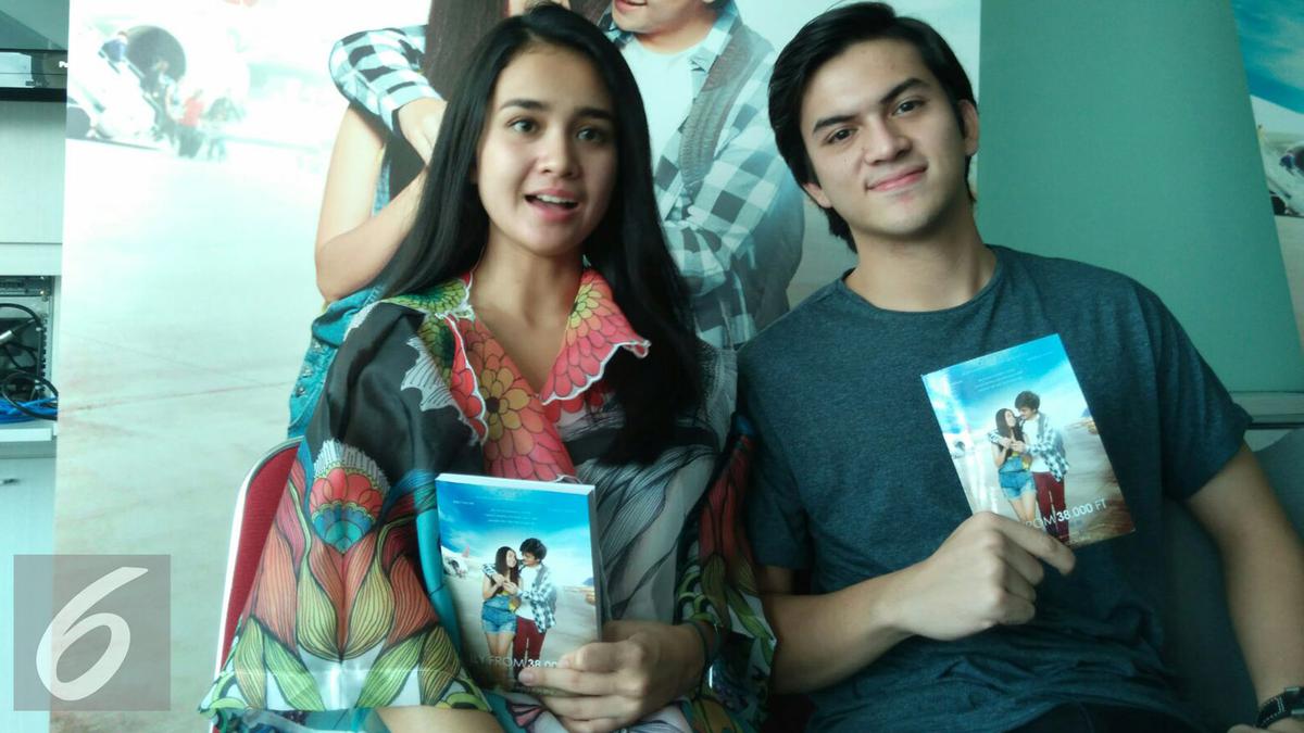 Film ILY From 38.000 Ft Akan Buat Penggemar Baper ShowBiz Liputan6