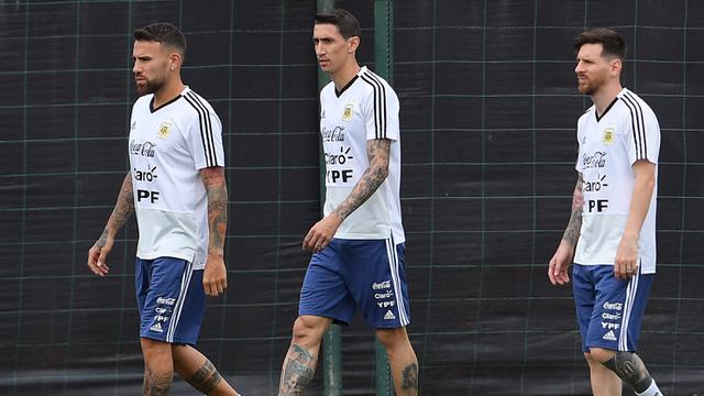 FOTO: Hadapi Piala Dunia, Argentina Latihan di Markas Barcelona