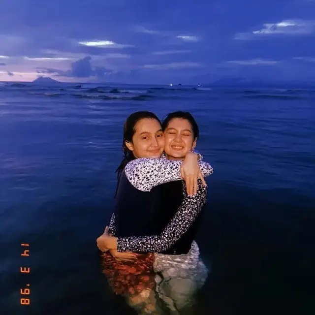 6 Momen Zoe Abbas Jackson Liburan di Bali, Nikmati Waktu Bareng Keluarga