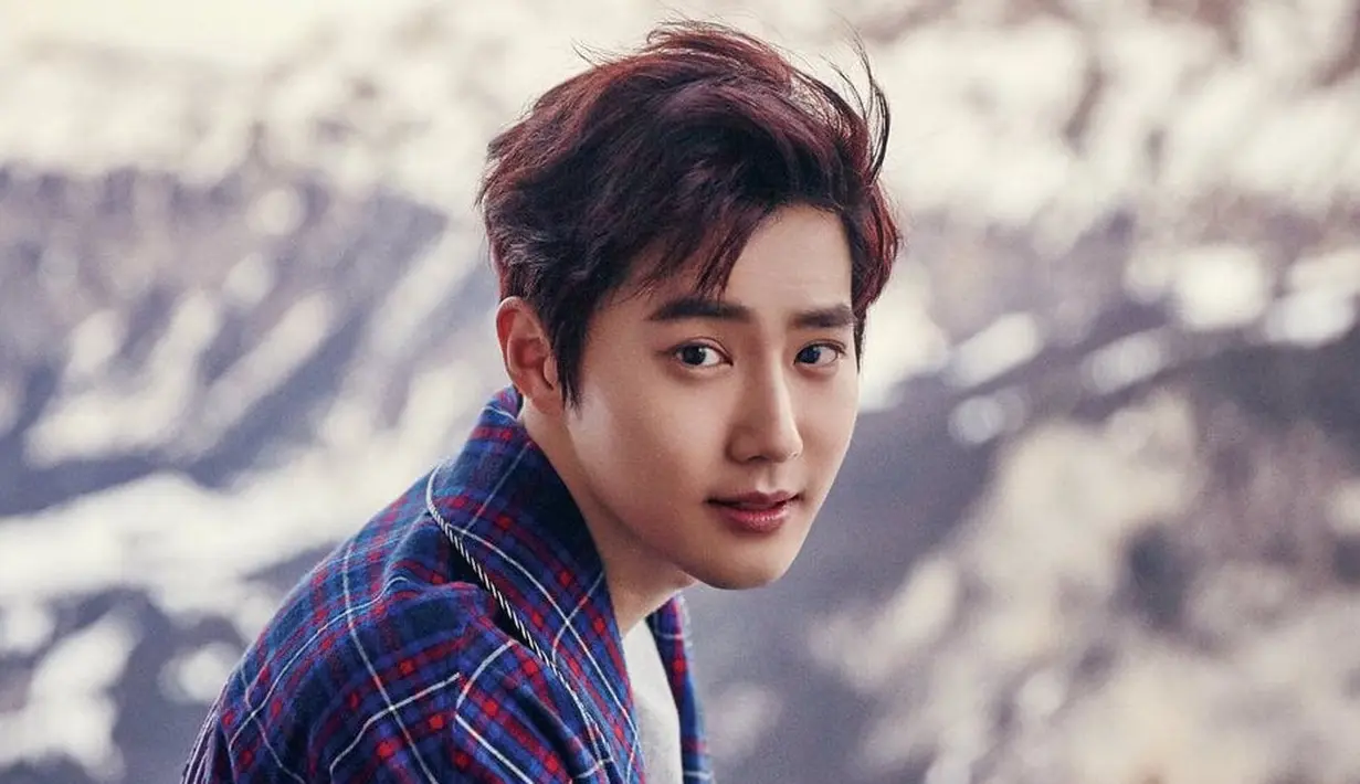 Baru-baru ini Suho EXO merilis video di balik pembuatan dari lagu kolaborasinya dengan Jang Jae In. Mereka melakukan kolaborasi untuk dua lagu yang berjudul Dinner da Do You Have a Moment. (Foto: Soompi.com)