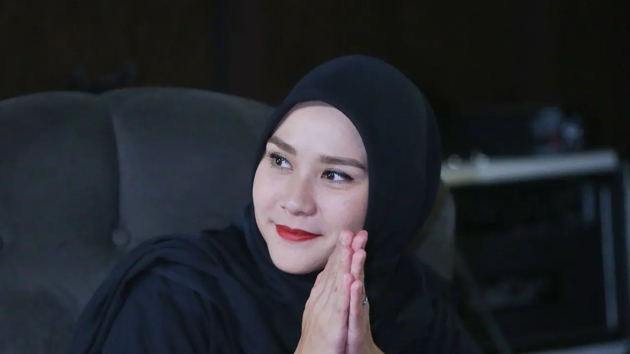 [Fimela] Zaskia Adya Mecca