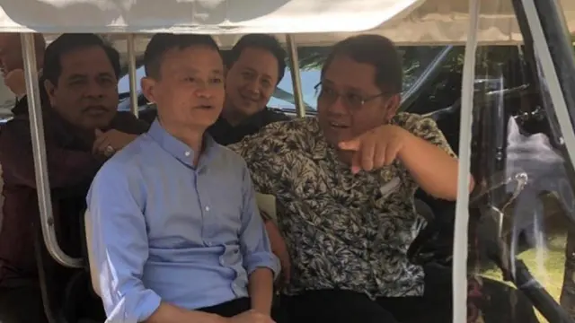 Pertemuan Steering Committee e-Commerce Indonesia dengan Jack Ma, selaku Penasihat e-Commerce Indonesia dan tim di sela-sela World Bank dan IMF Annual Meeting di Bali. Dok: KBRI Beijing