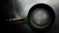 Ilustrasi wajan, menggoreng. (Photo by Helinton Fantin on Unsplash)