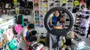 Dua bulan setop beroperasi, TikTok Shop kembali jualan di Indonesia. Demi bangkit lagi, investasi Rp 23,4 triliun dilakukan TikTok kepada PT GoTo Gojek Tokopedia Tbk. (merdeka.com/Arie Basuki)