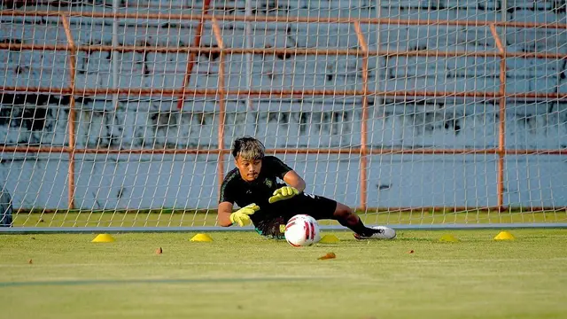 5 Momen Ernando Ari Latihan Bersama Persebaya, Penuh Semangat
