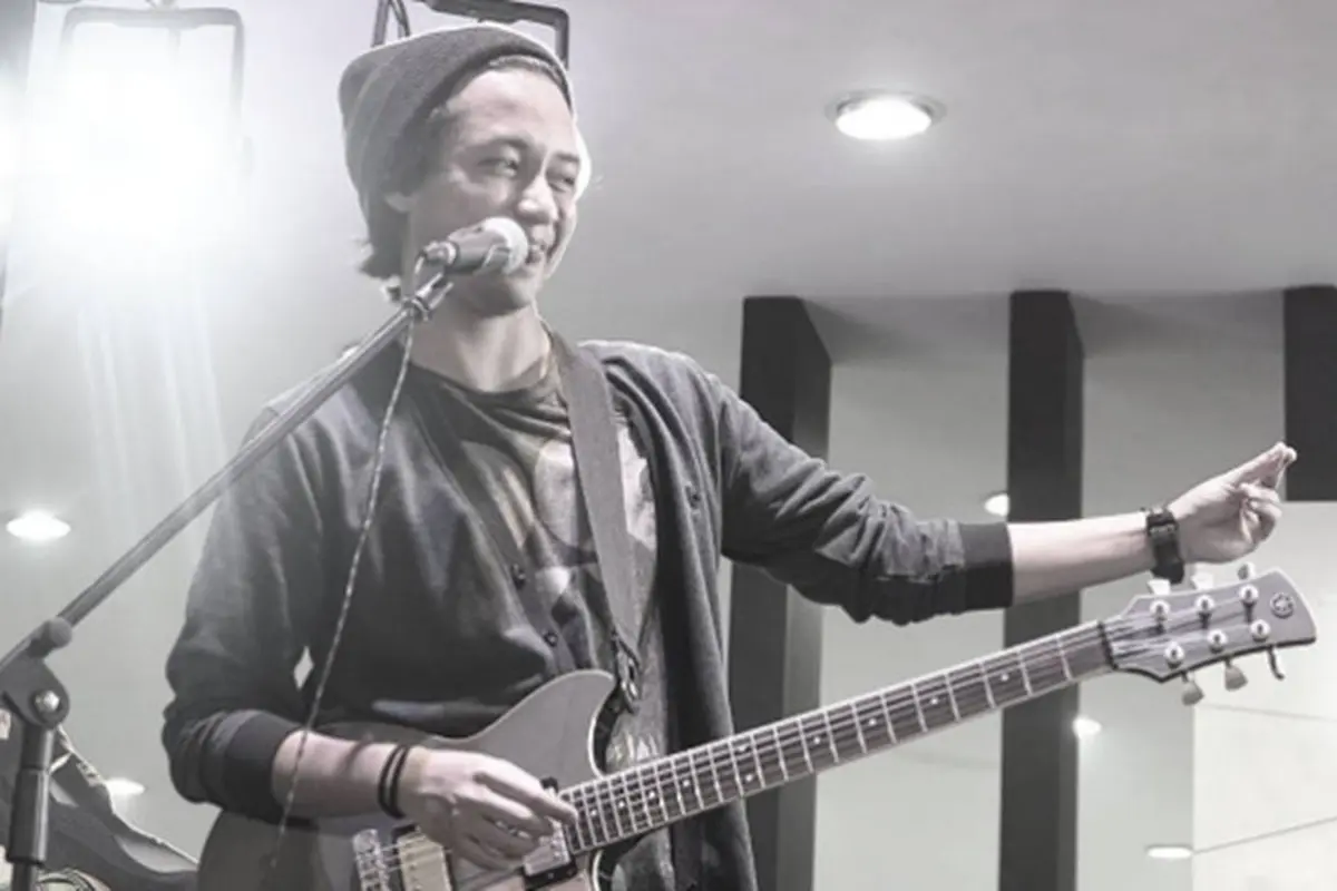 [Bintang] Cerita Ezra HiVi Jadi Produser Album Musikal Petualangan Sherina