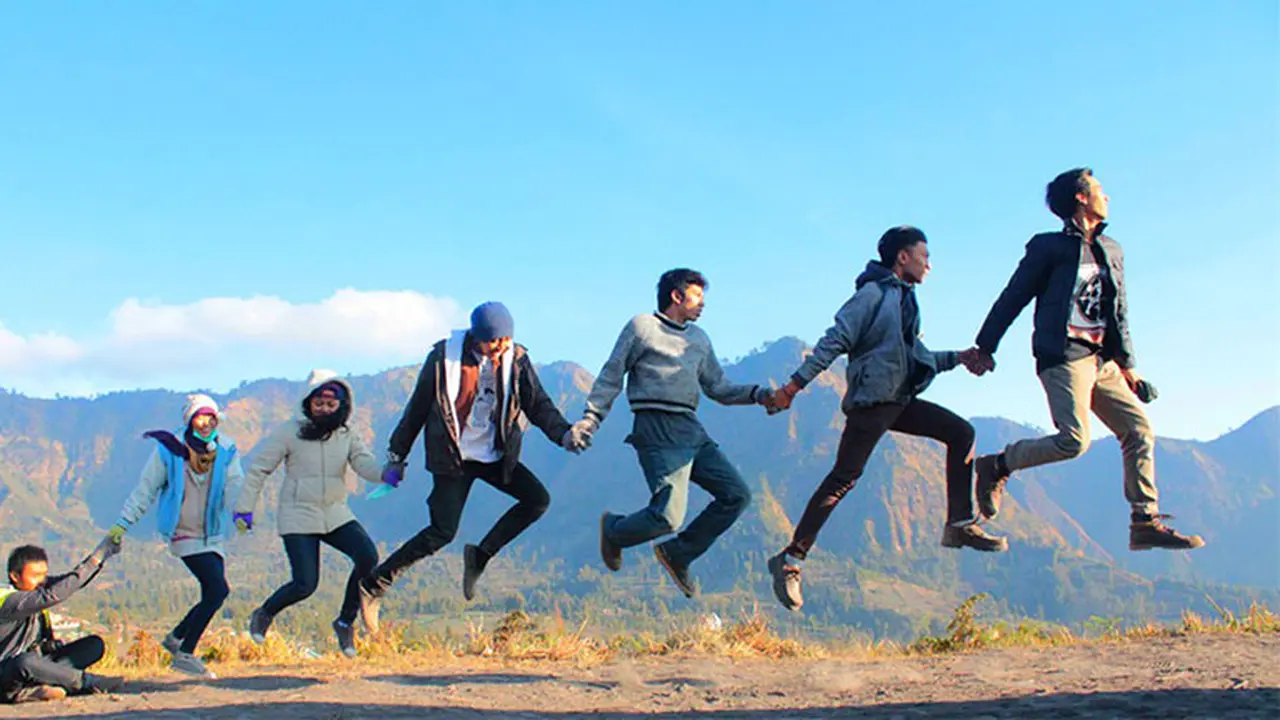 Foto Levitasi