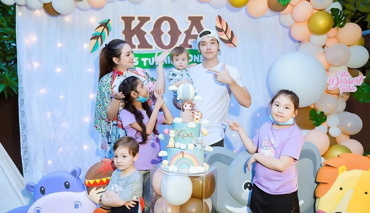 Anak Celine Evangelista dan Stefan William Ultah (Instagram/celine_evangelista)