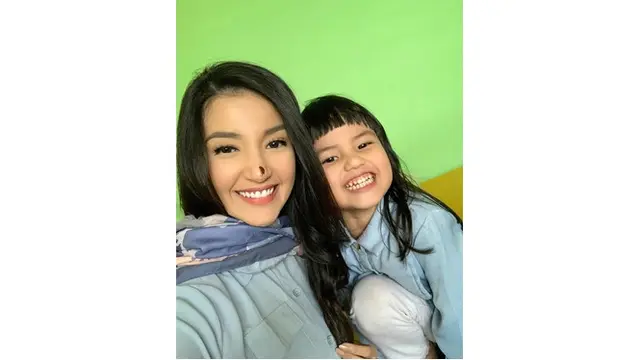 Putusan Sidang Akhirnya Keluar, Ini 7 Momen Manis Tsania Marwa dengan Kedua Anaknya