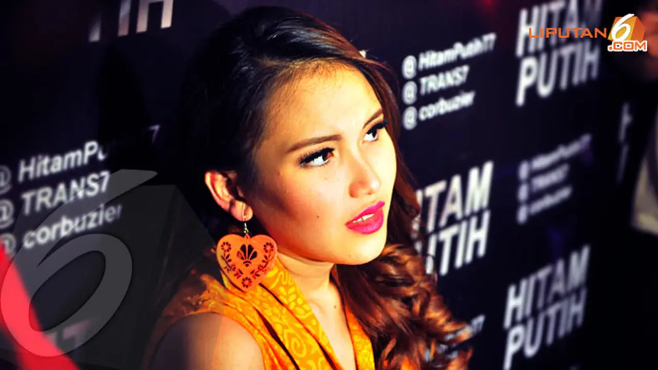 ayu-ting-ting-131114b.jpg