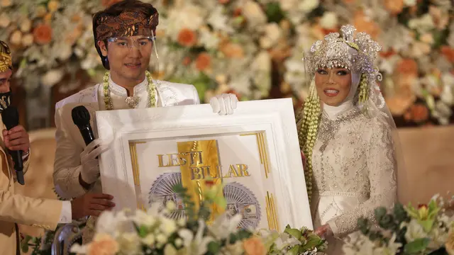 [Fimela] Lesti dan Rizky Bilar