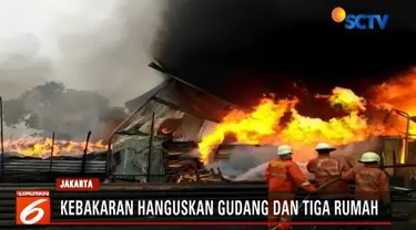 Api diduga berasal dari hubungan arus pendek listrik di sebuah rumah yang di tinggal penghuninya.