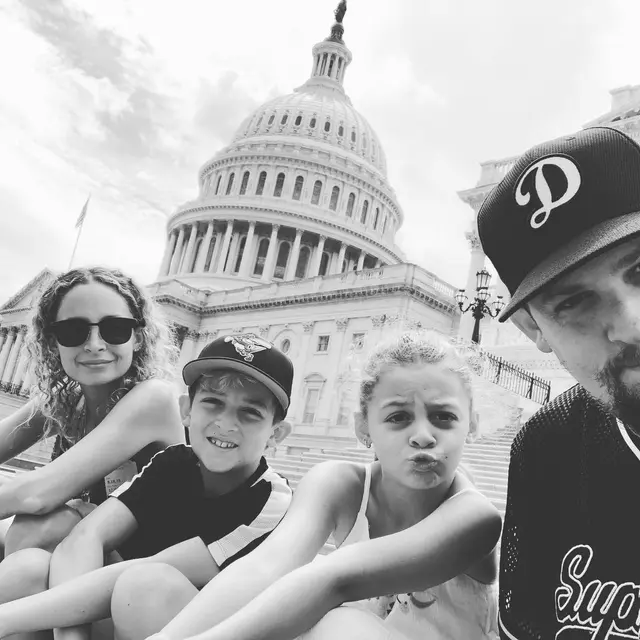 Keluarga Joel Madden - Nicole Richie. (Instagram/ joelmadden)