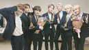 Untuk mendapatkan gelar tersebut, BTS harus menghadapi nama-nama besar seperti Justin Bieber, Shwan Mendes, Demi Lovato, dan Ariana Grande. (Foto: koreaboo.com)