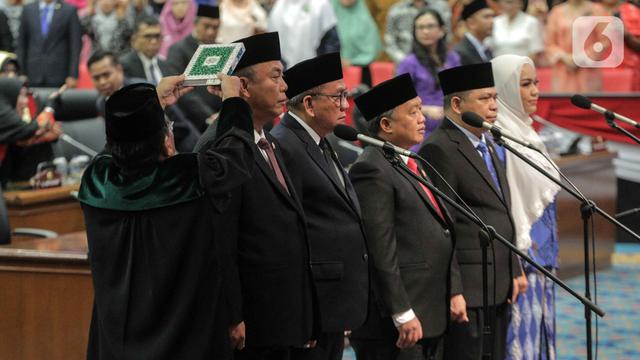 Sah, 5 Pimpinan DPRD DKI Jakarta Resmi Dilantik