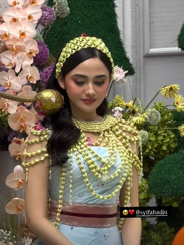 Dekorasi Pengajian dan Siraman Syifa Hadju (Foto: Instagram @auralizaamadia)
