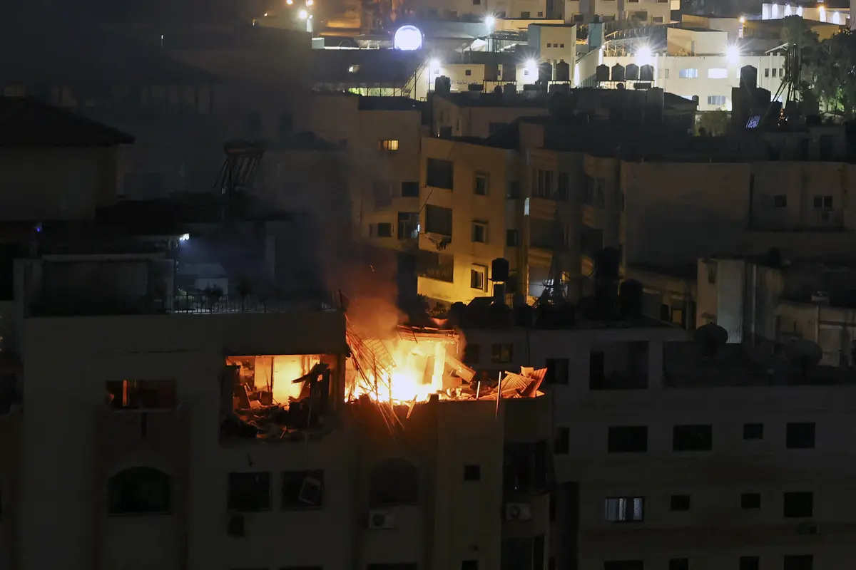 Israel Lancarkan Serangan Udara ke Jalur Gaza Palestina, Sembilan Orang Tewas