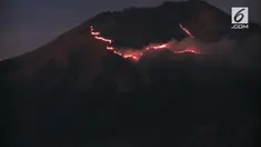 Kebakaran yang melanda kawasan hutan Gunung Sindoro dan Gunung Sumbing semakin meluas. Api susah dijinakkan dengan cara manual karena kencangnya tiuapan angin.