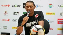 Pelatih Perseru Serui, Putu Gede Dwi Santoso, mengomentari perbedaan yang terlihat dalam tim Persebaya Surabaya. (Bola.com / Aditya Wany)