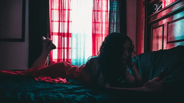 [Bintang] Katanya 5 Zodiak Ini Paling Susah Dapat Pacar, Emang Iya?