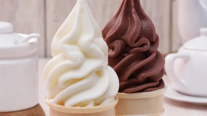 es krim putih vanilla coklat