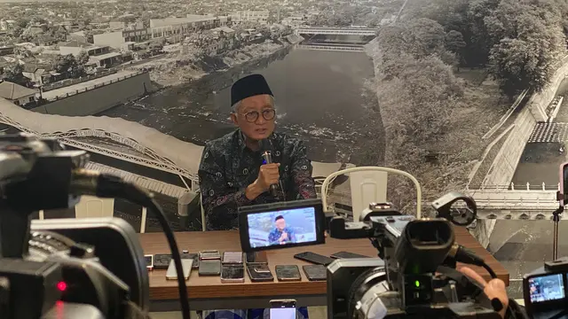 Menteri Pekerjaan Umum (PU), Dody Hanggodo, di Kementerian PU, Jumat (10/4/2026). (Liputan6.com/Tian)