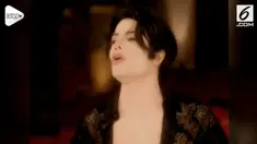 Selama enam kali berturut-turut, The King of Pop masih menjadi musikus yang paling banyak mendapatkan pundi-pundi uang setelah kematiannya vesi majalah Forbes.