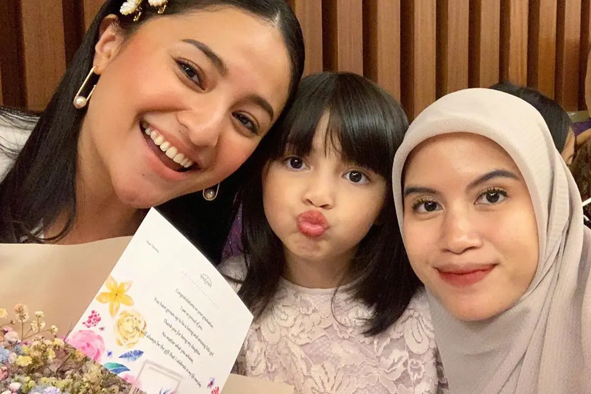 6 Potret Kebersamaan Marshanda dan Nesyana Ayu
