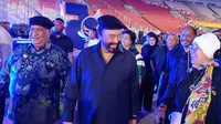 Ketua Umum Partai Nasdem, Surya Paloh, memantau kesiapan venue Apel Siaga Perubahan di Stadion Utama Gelora Bung Karno (GBK), Senayan, Jakarta. (Merdeka.com/Rahmat Baihaqi)