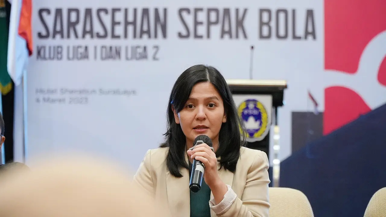Wakil Ketua PSSI, Ratu Tisha Destria dalam Sarasehan Sepak Bola.